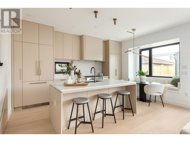 Tertiary Property View