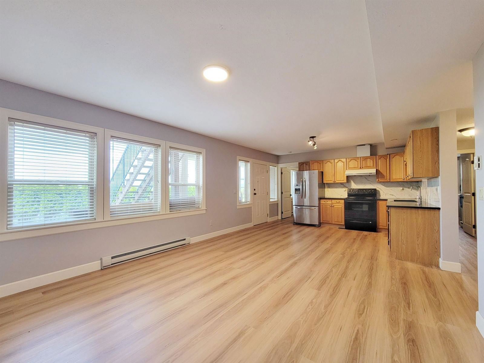3493 APPLEWOOD Image 23
