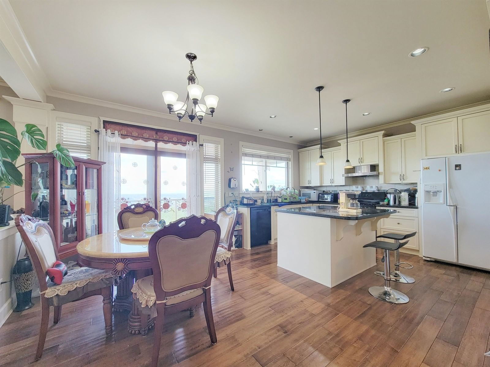 3493 APPLEWOOD Image 6