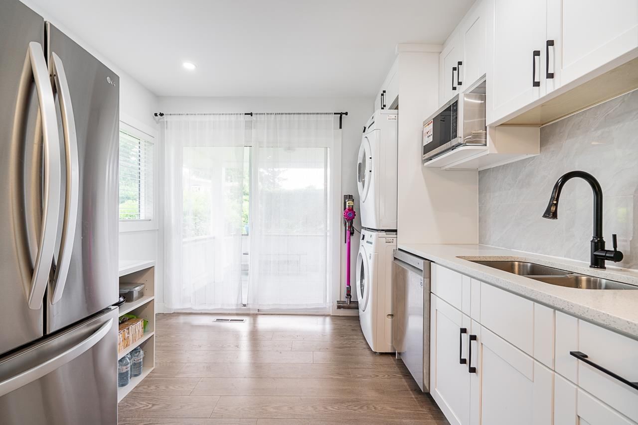 10875 143 STREET Image 12