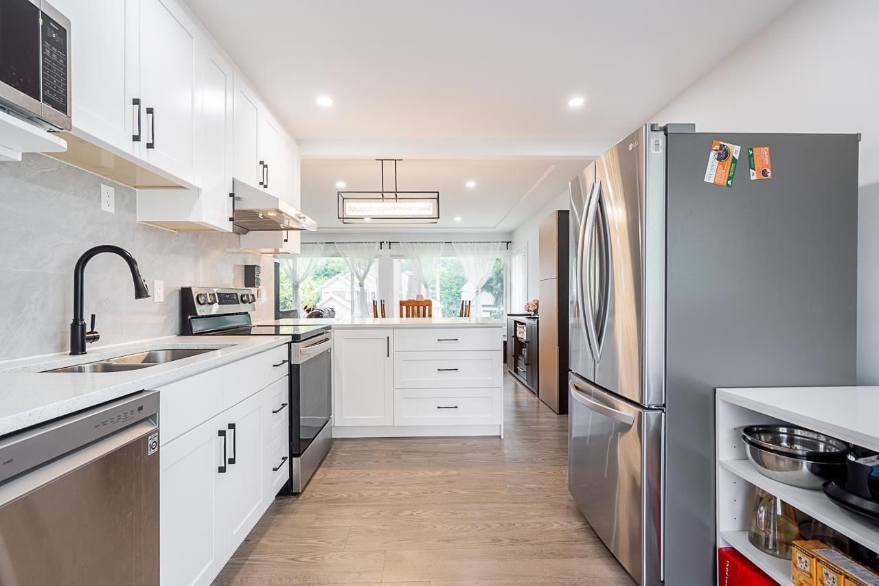 10875 143 STREET Image 9