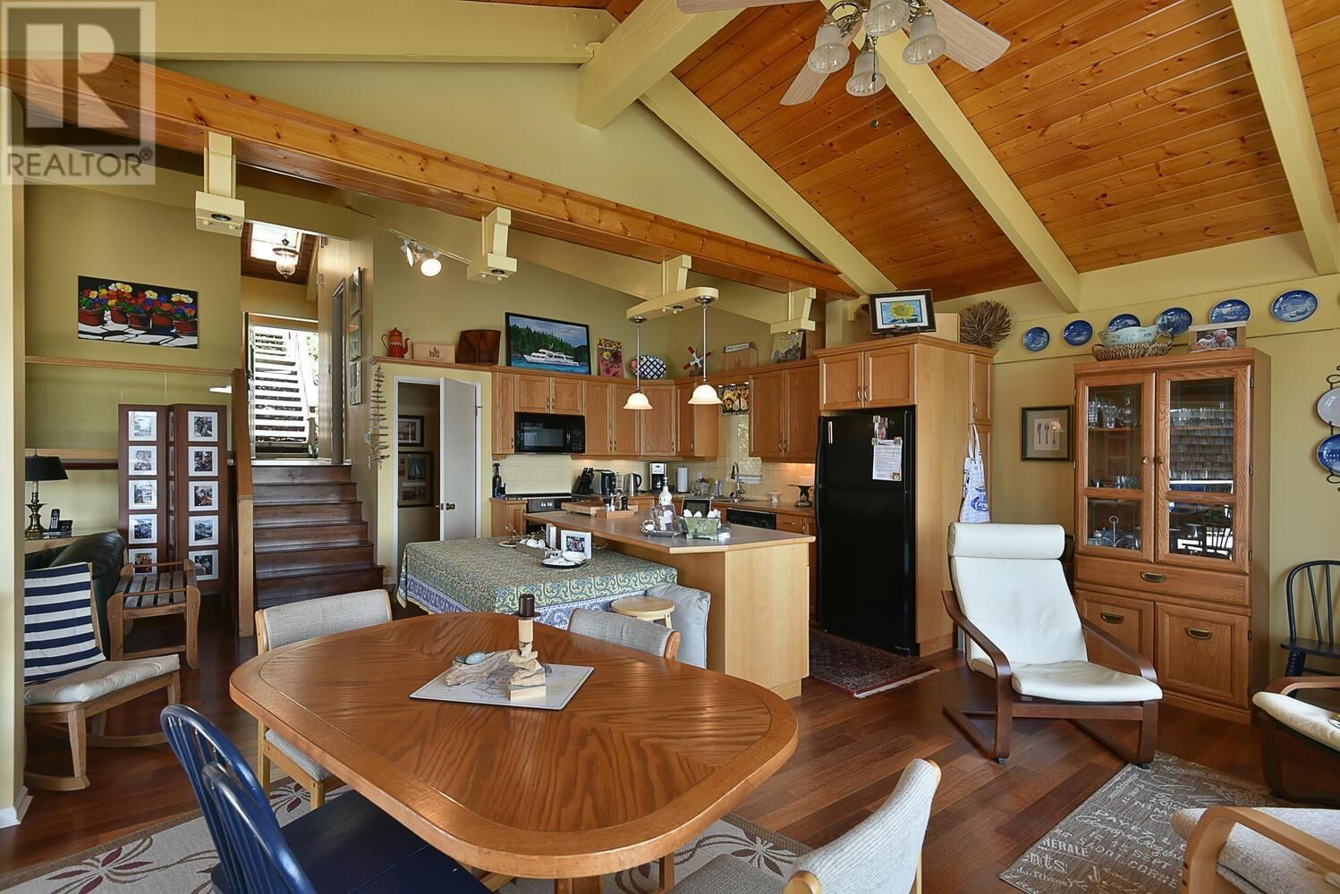 4850 SINCLAIR BAY ROAD Image 13