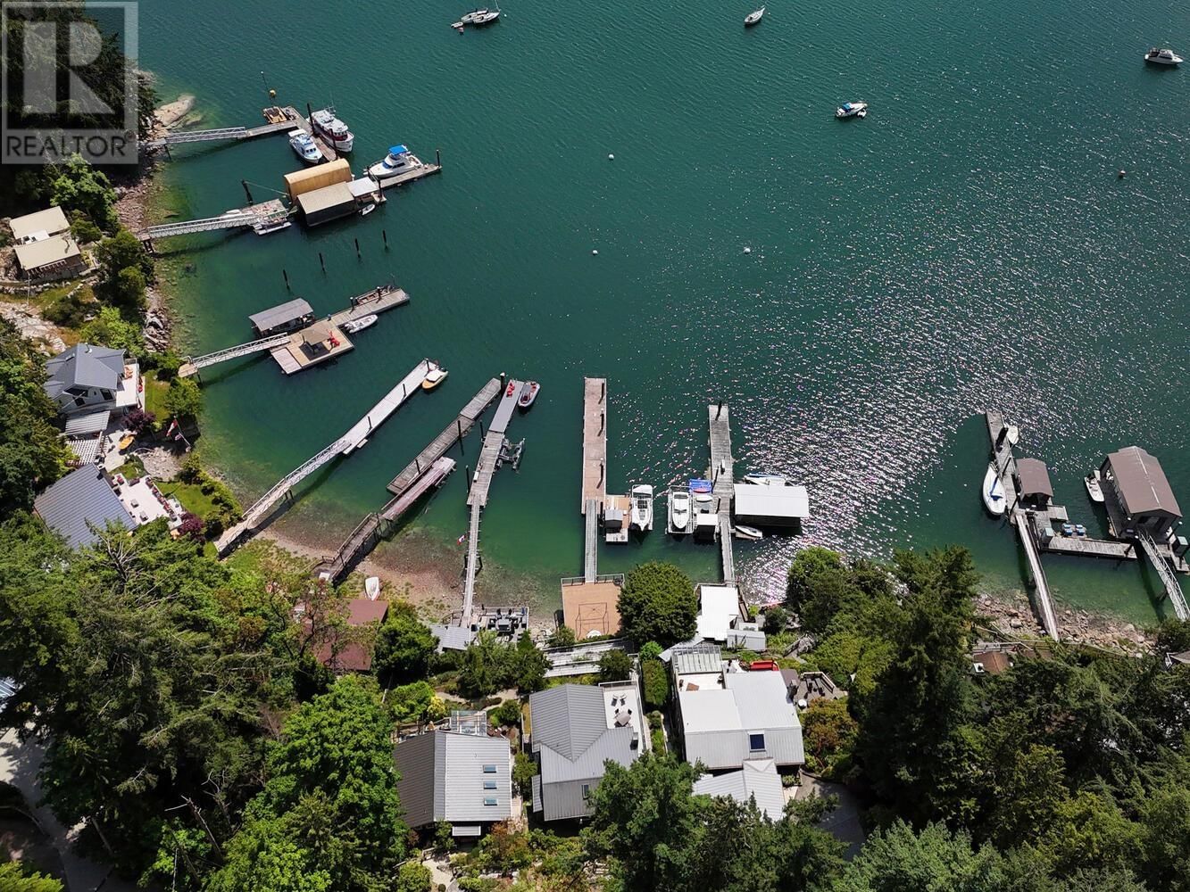 4850 SINCLAIR BAY ROAD Image 32