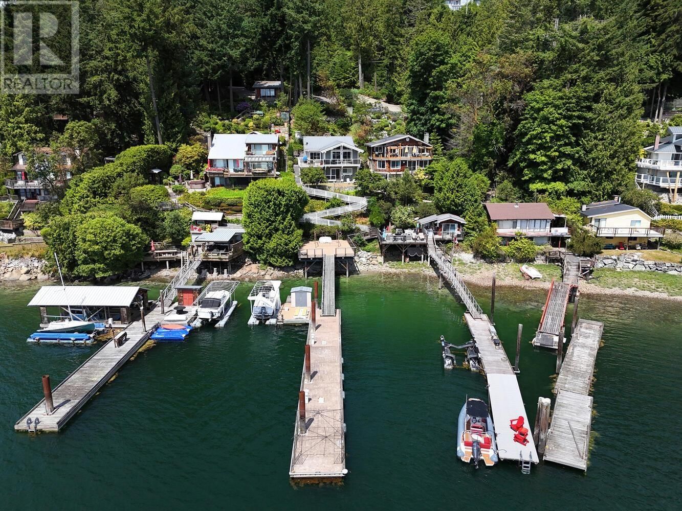 4850 SINCLAIR BAY ROAD Image 33