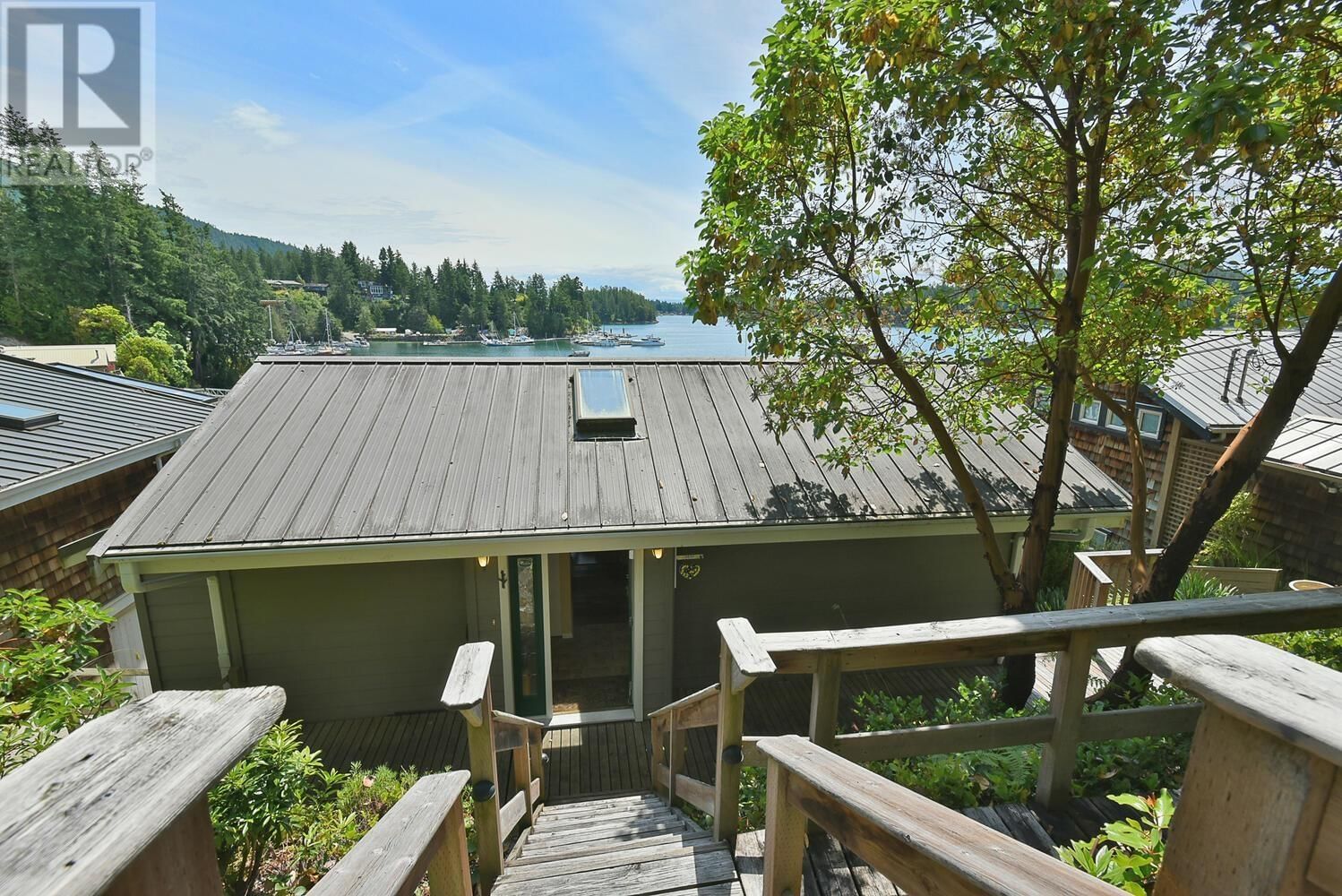 4850 SINCLAIR BAY ROAD Image 35