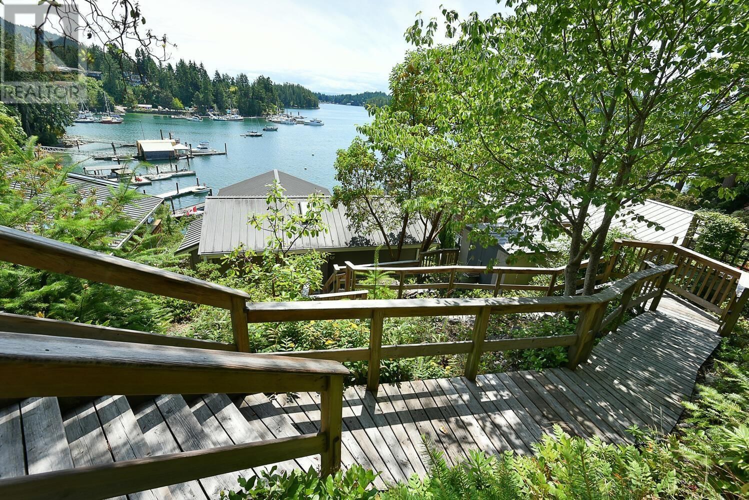 4850 SINCLAIR BAY ROAD Image 36