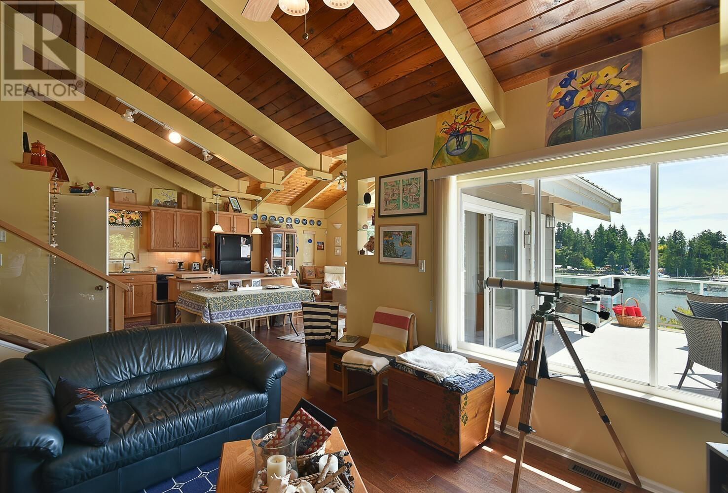 4850 SINCLAIR BAY ROAD Image 8