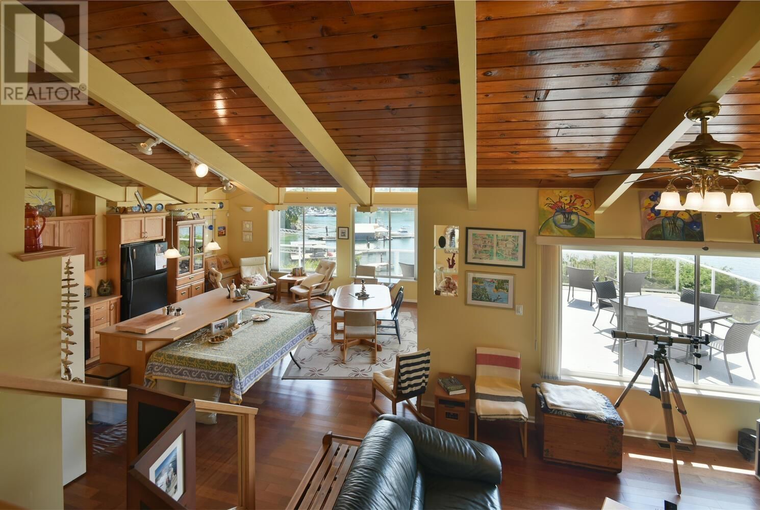 4850 SINCLAIR BAY ROAD Image 9