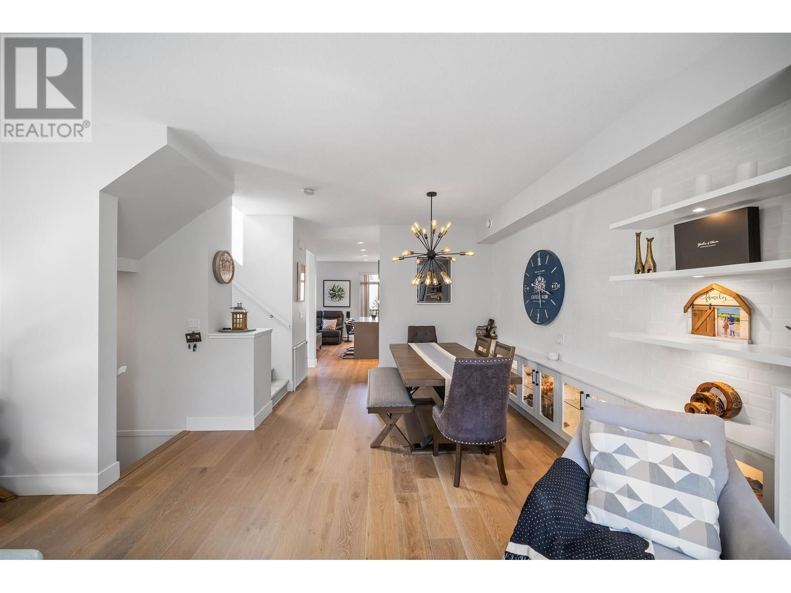 83 - 3306 PRINCETON AVENUE Image 11