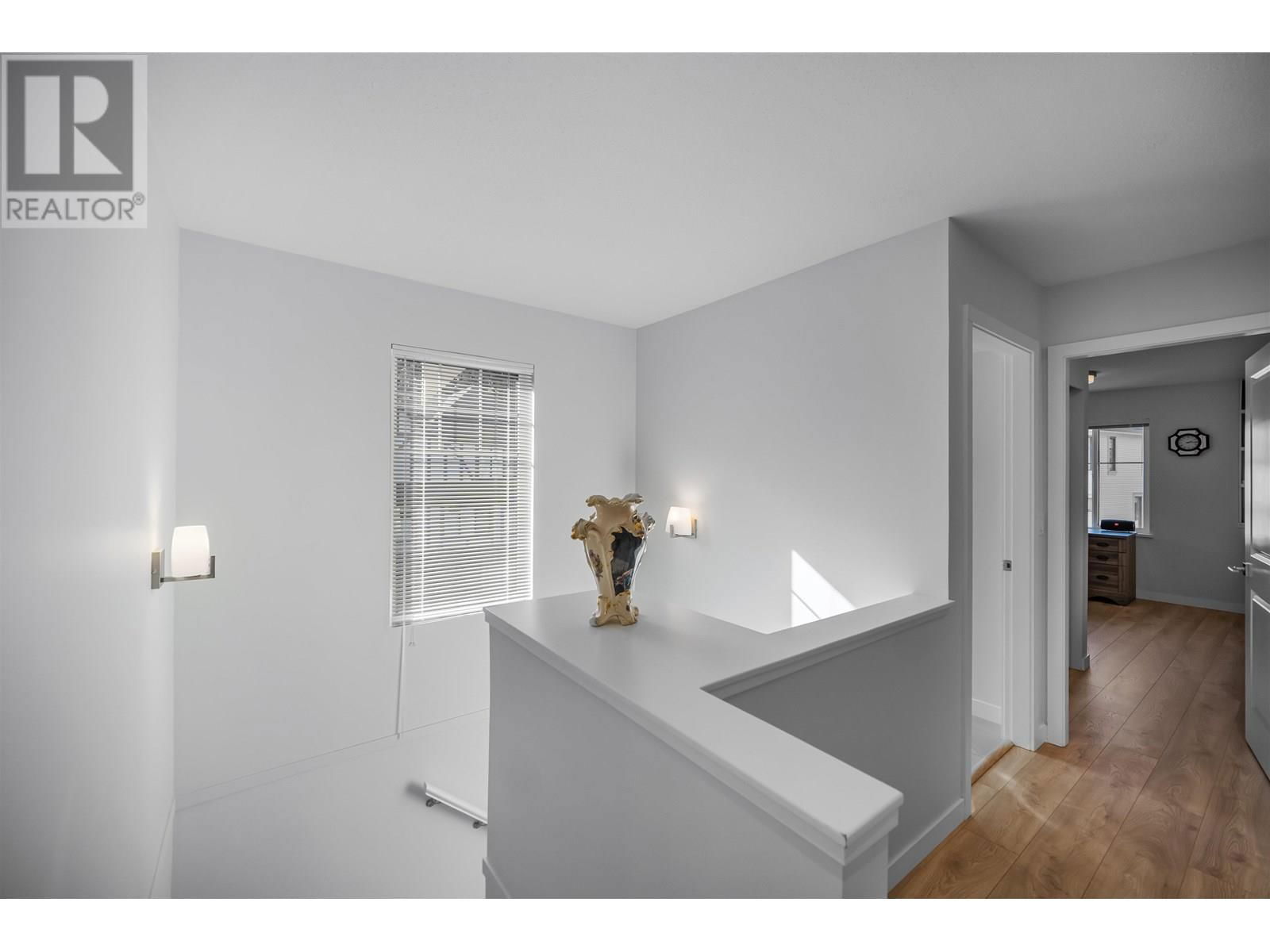 83 - 3306 PRINCETON AVENUE Image 27