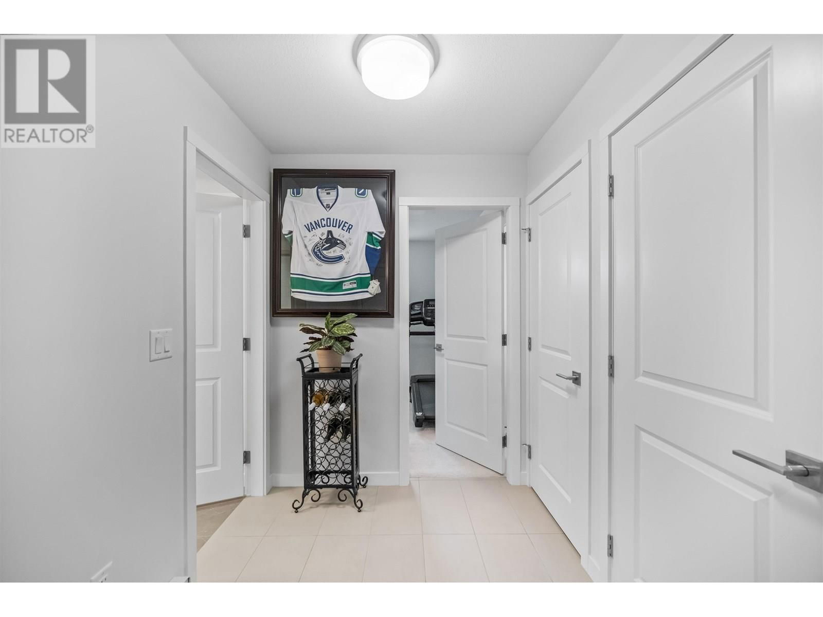 83 - 3306 PRINCETON AVENUE Image 33