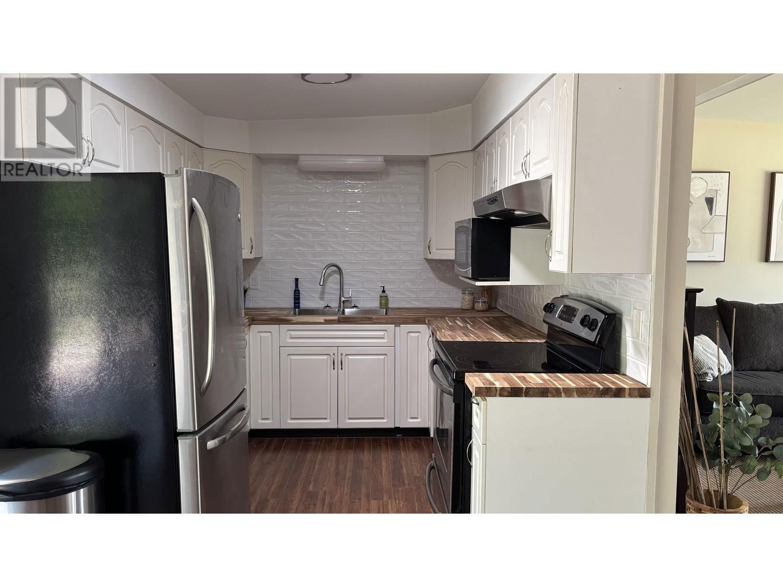 42 BARTHOLOMEW STREET Image 3