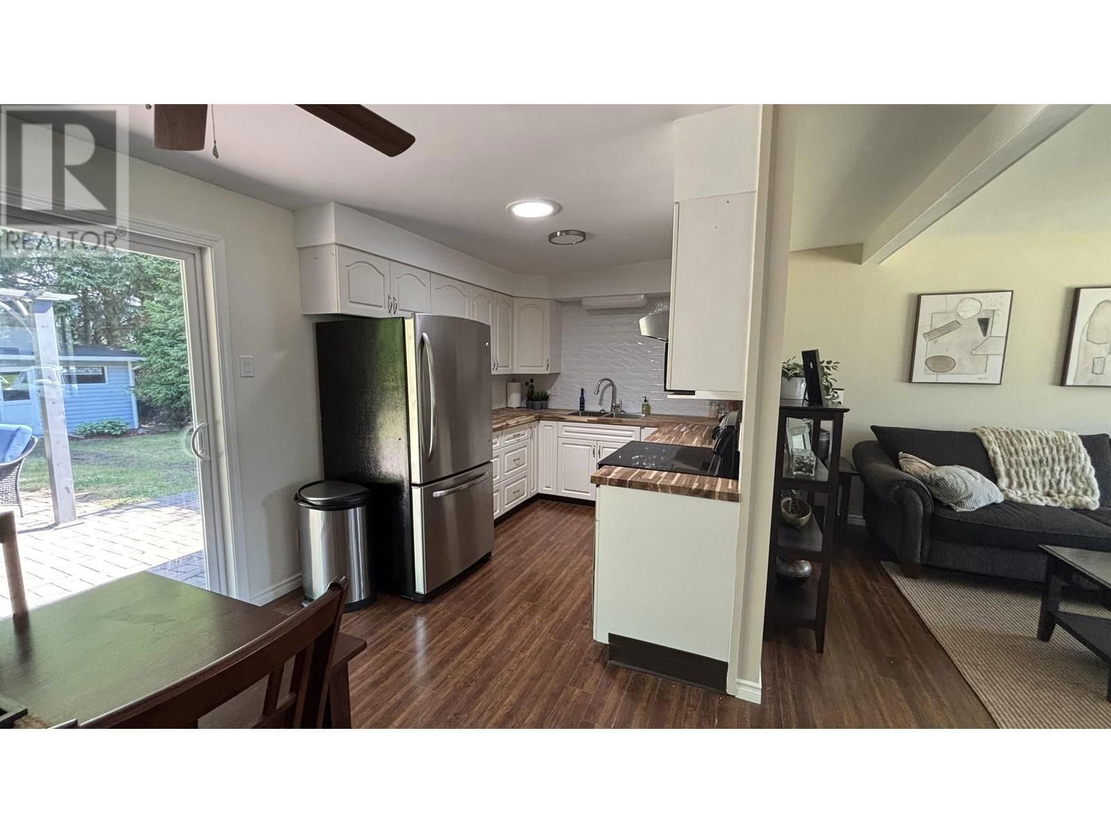 42 BARTHOLOMEW STREET Image 4
