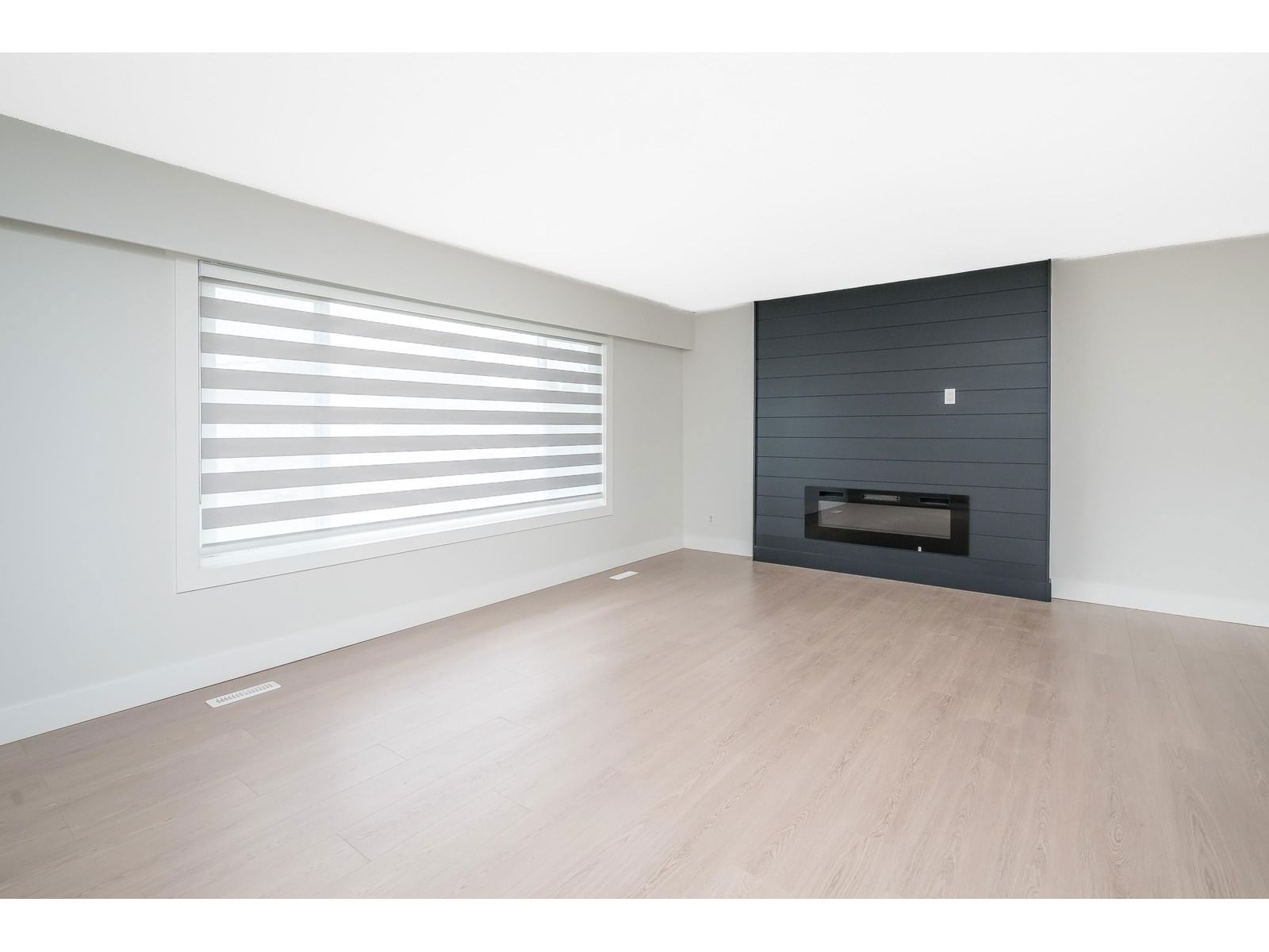 45290 SPRUCE DRIVE Image 17