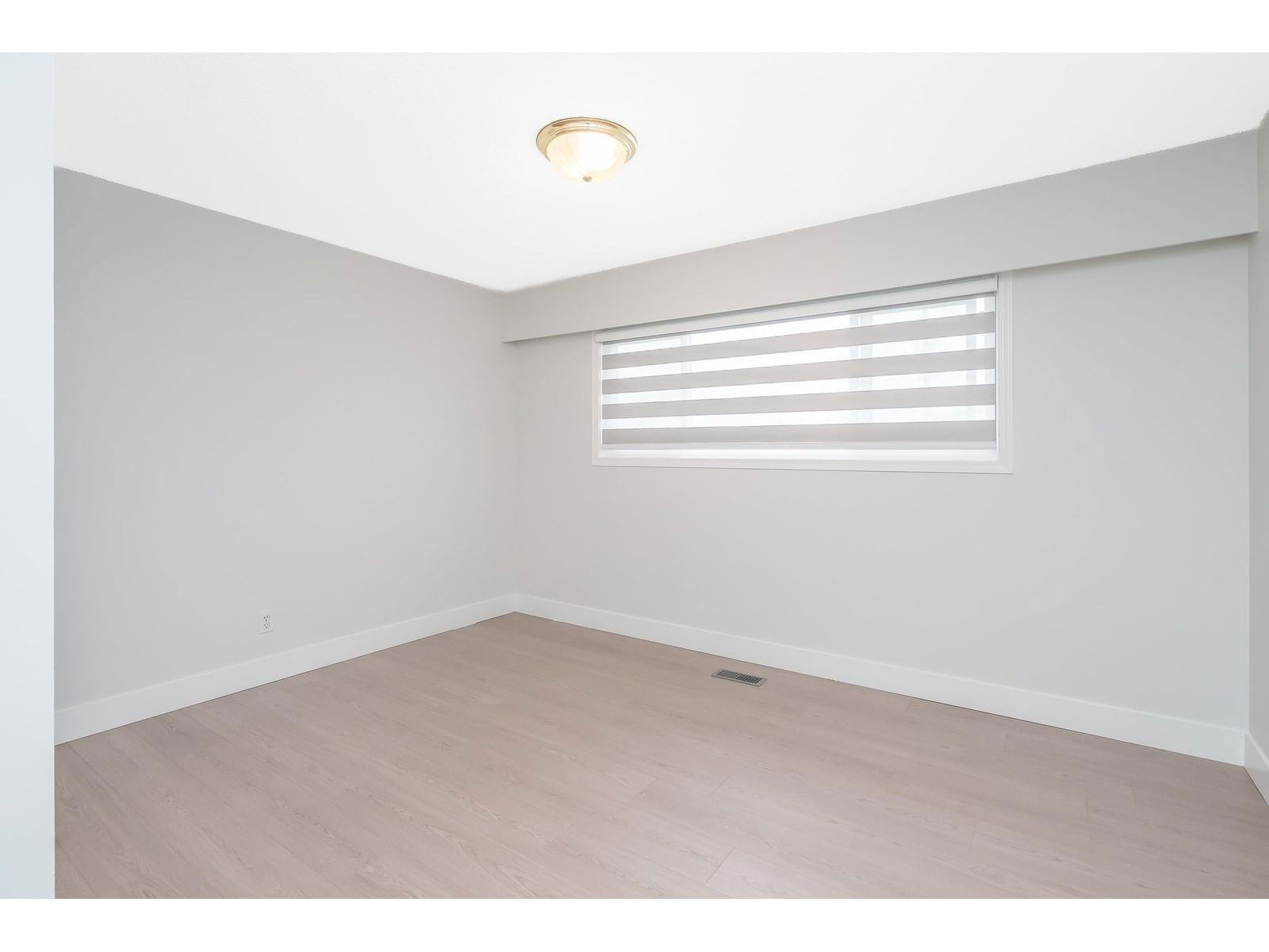45290 SPRUCE DRIVE Image 18