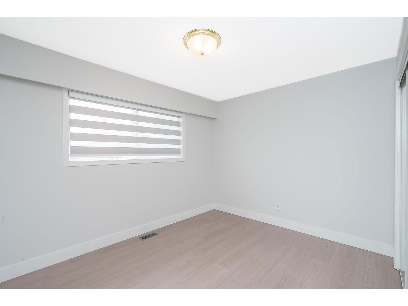 45290 SPRUCE DRIVE Image 20