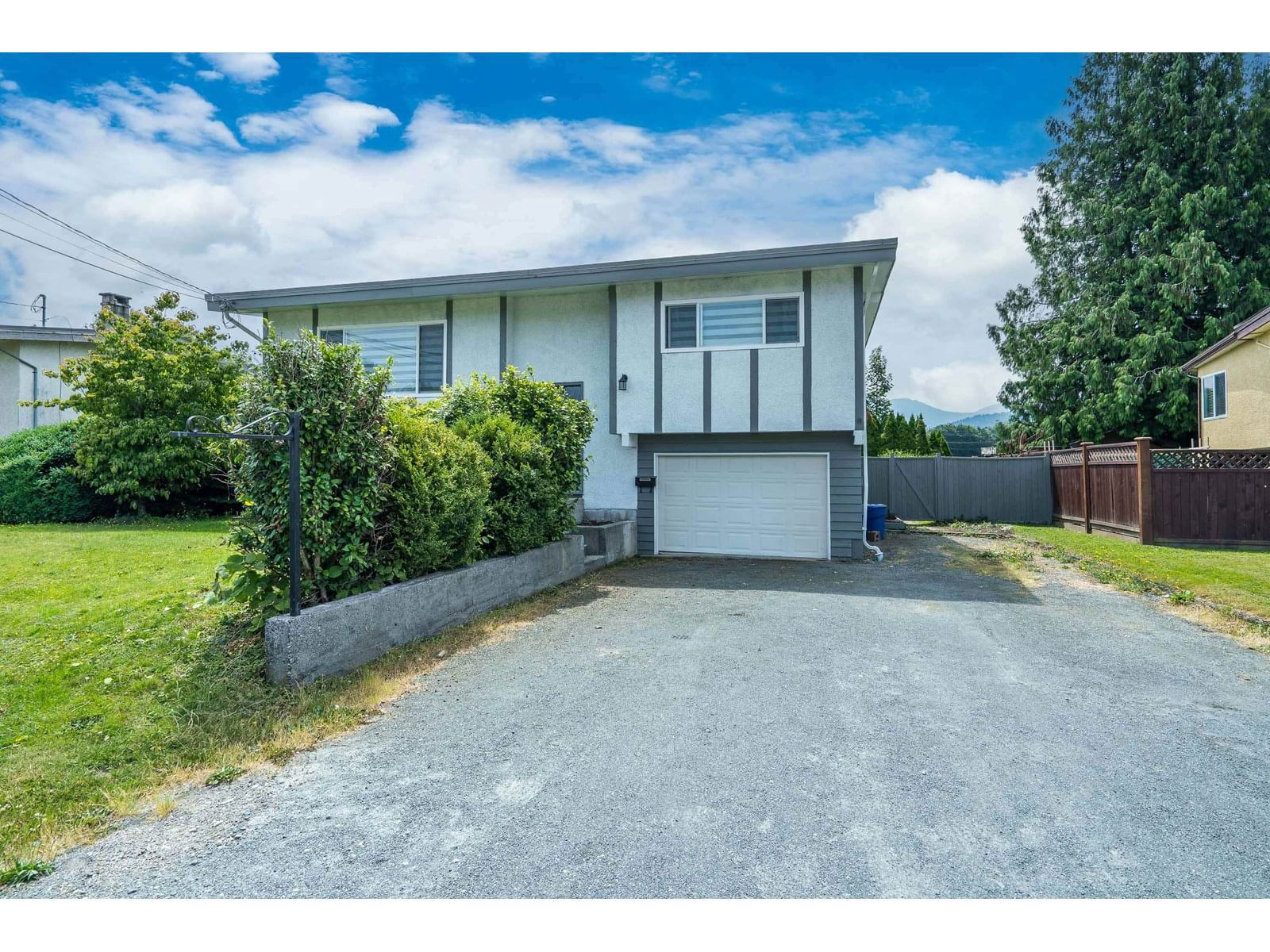 45290 SPRUCE DRIVE Image 34