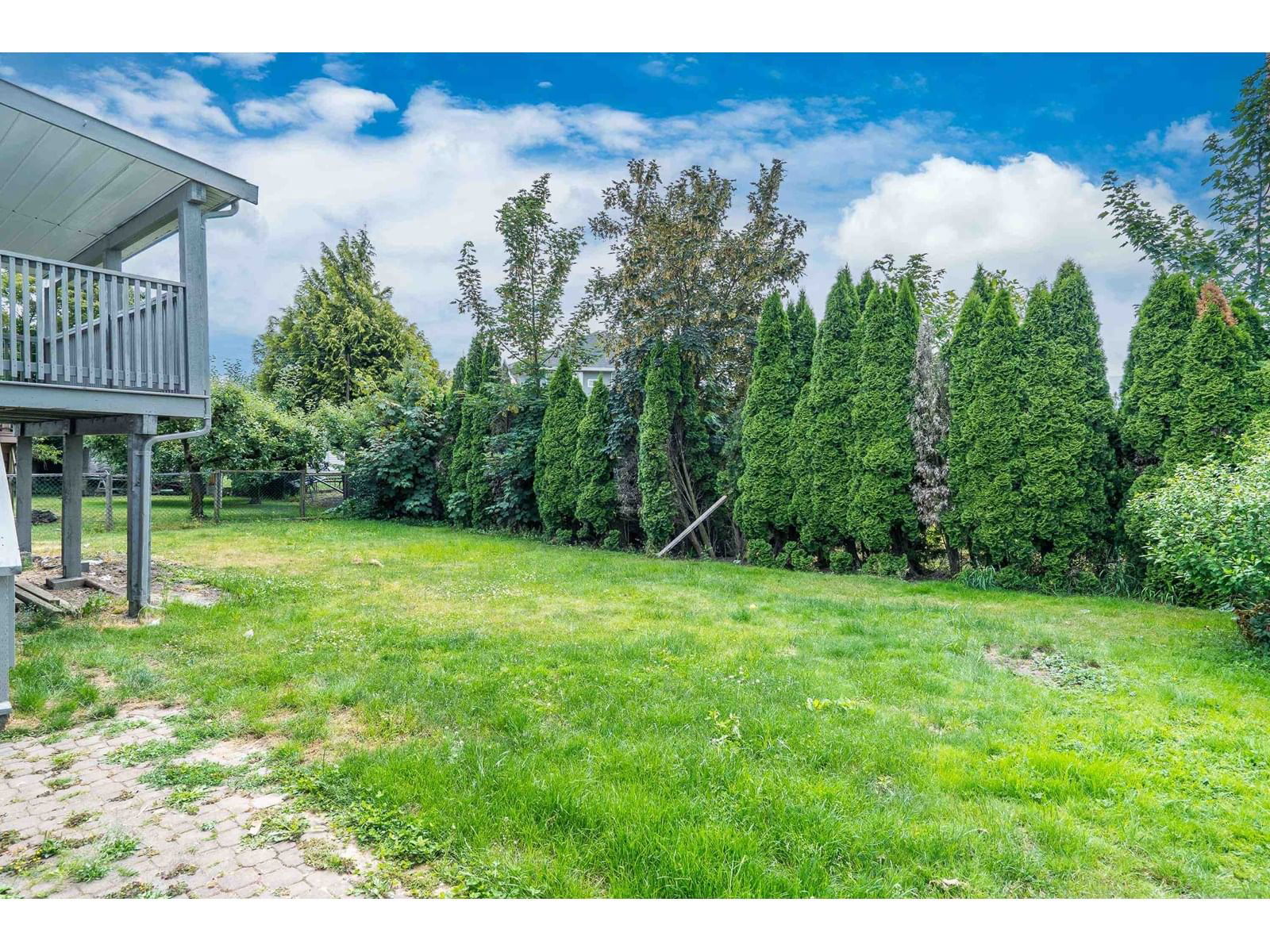 45290 SPRUCE DRIVE Image 35