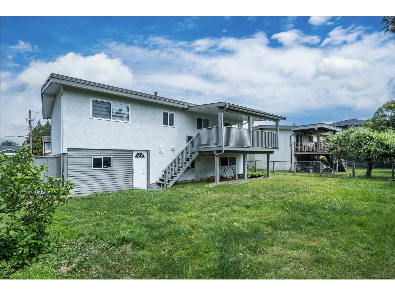45290 SPRUCE DRIVE Image 36