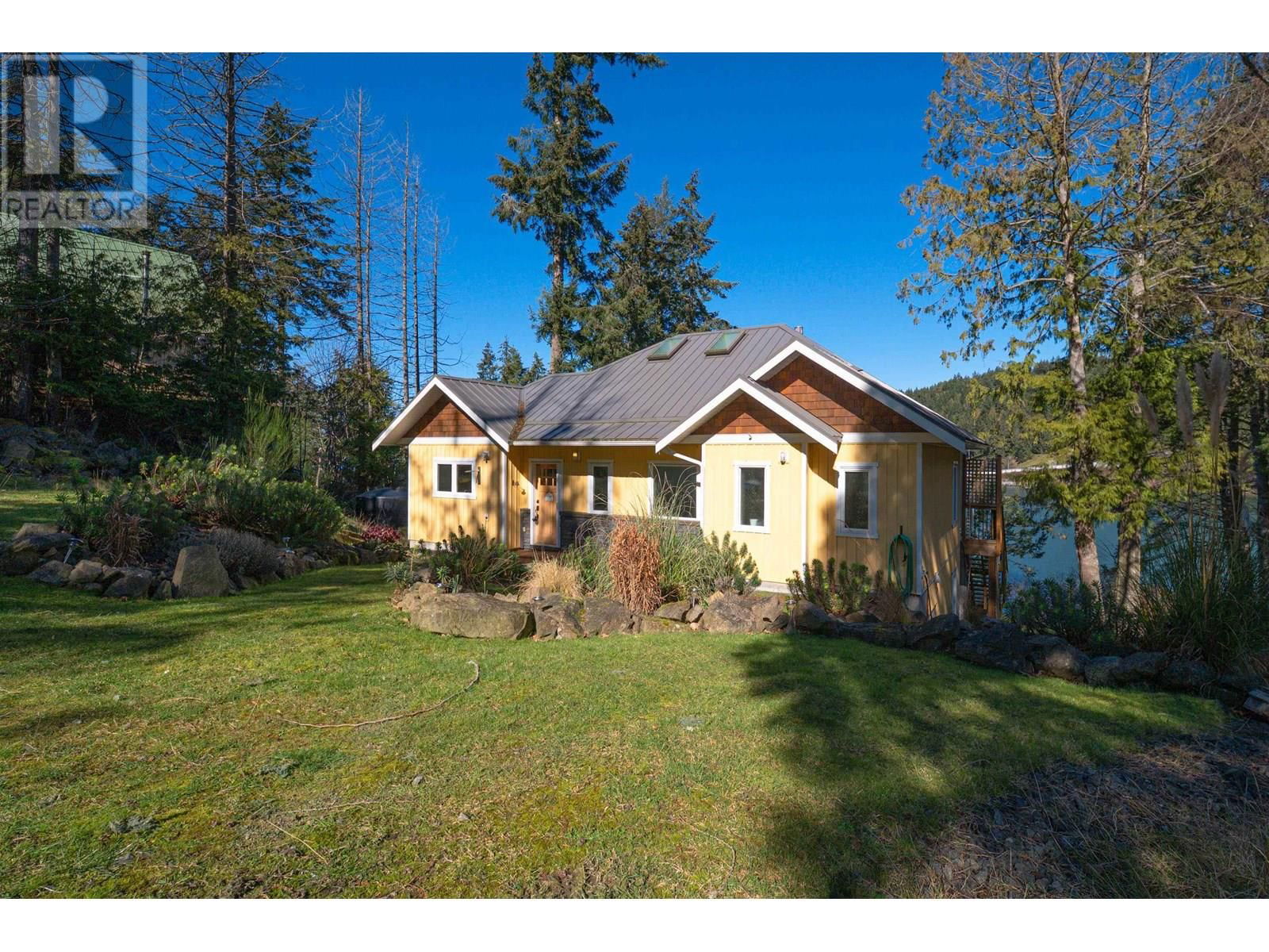 225 MARINERS WAY Image 3