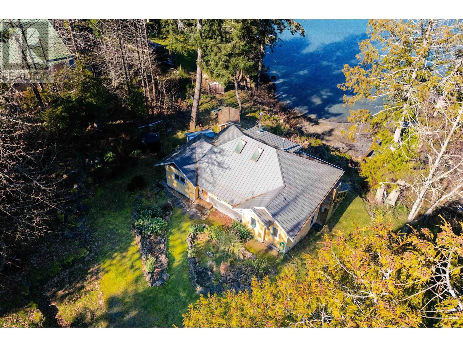 225 MARINERS WAY Image 5