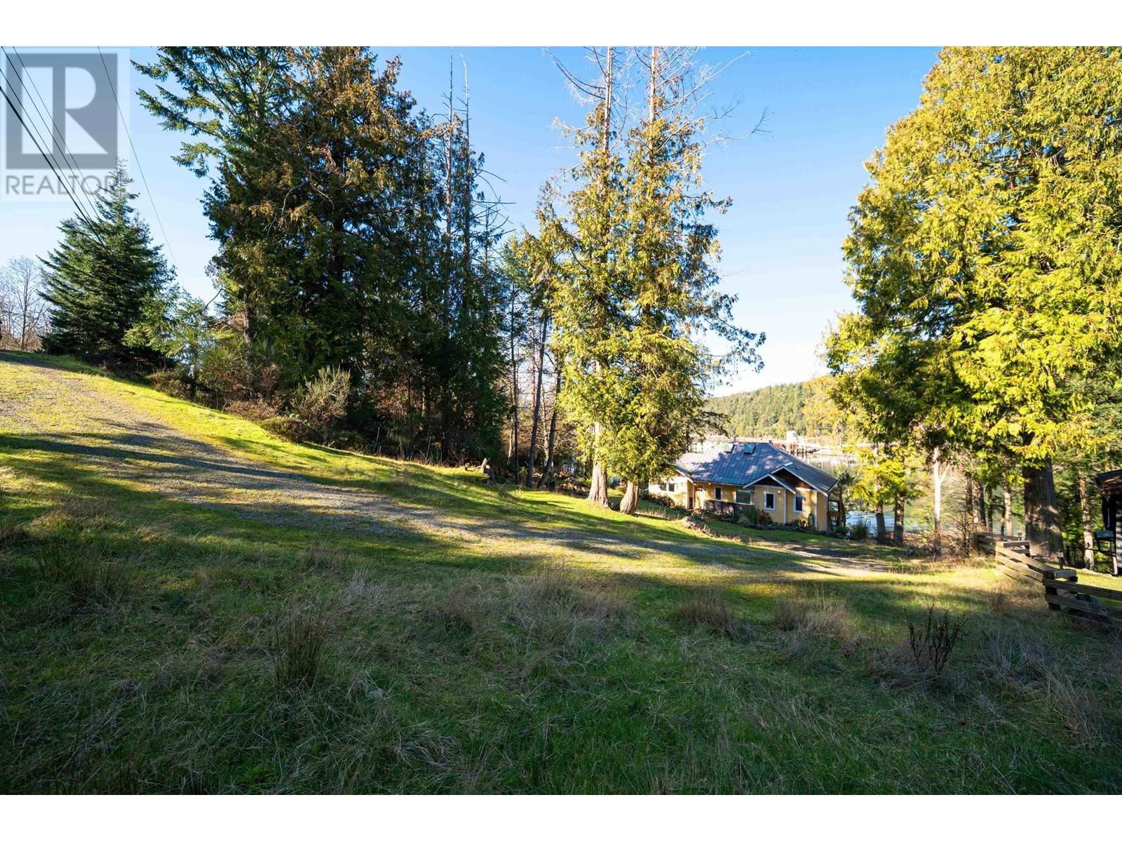 225 MARINERS WAY Image 6