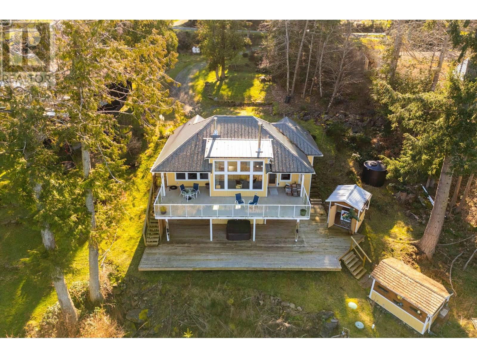 225 MARINERS WAY Image 8