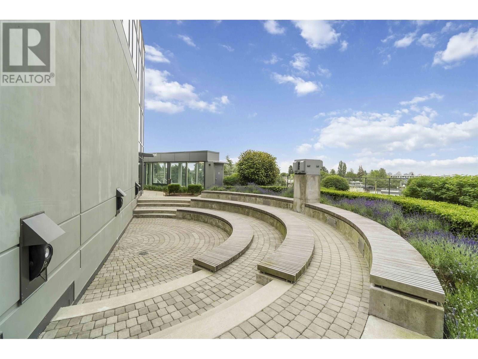 706 - 7388 KINGSWAY Image 38