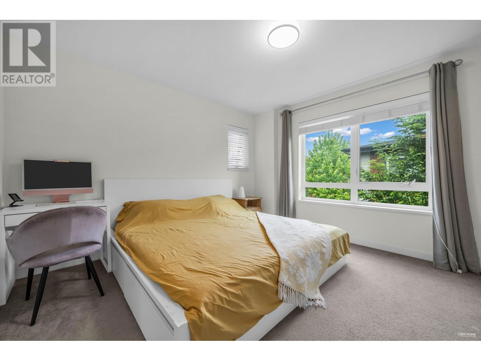 63 - 10311 RIVER DRIVE Image 11