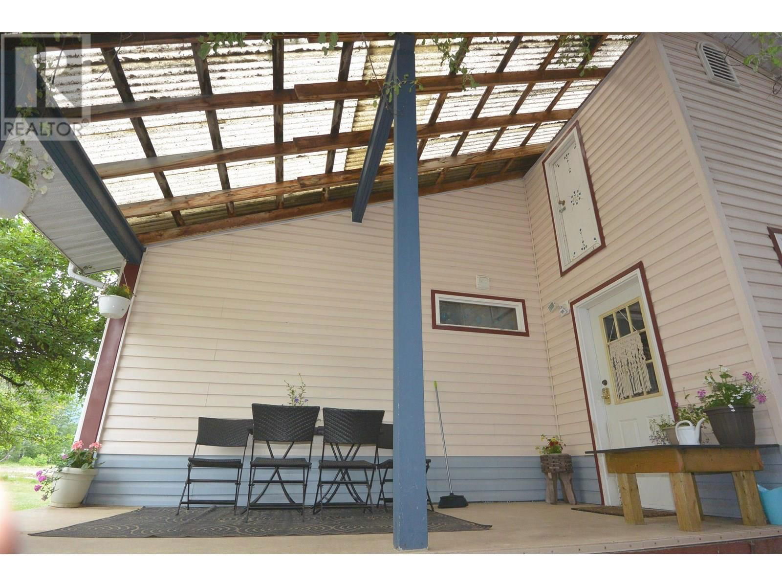 3568 2ND AVENUE Image 4