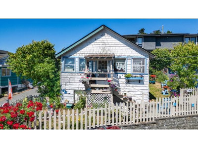 931 FINLAY Street | White Rock British Columbia | Slide Image Thirteen