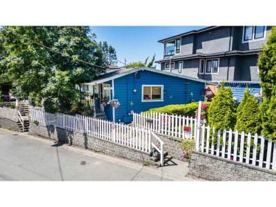 931 FINLAY Street | White Rock British Columbia | Slide Image Fourteen