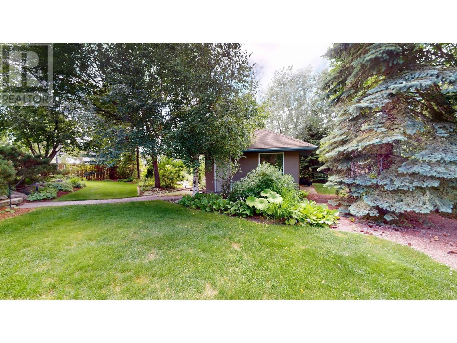 11412 109 STREET Image 9