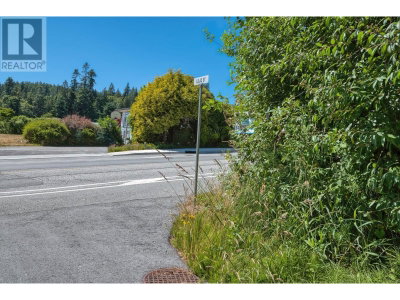 Lot 2 LILAC Street | Sechelt British Columbia | Slide Image Seventeen