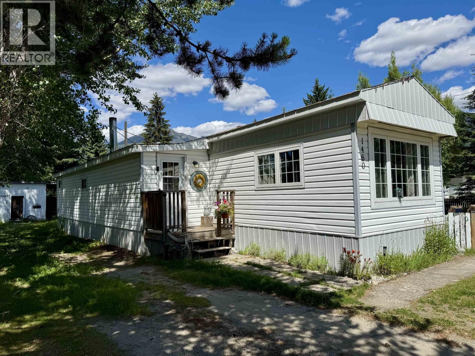 1460 7TH AVENUE Image 2