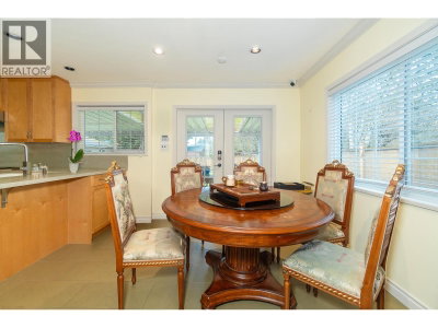 10060 SWINTON Crescent | Richmond British Columbia | Slide Image Twelve