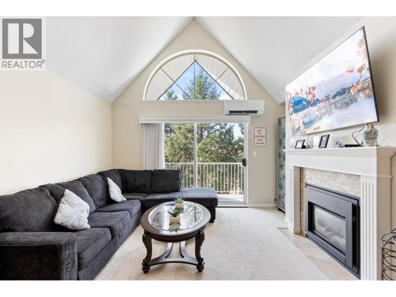 11601 227 Street Maple Ridge British Columbia, V2X 0J7 - 1 Bedroom Condo For Sale