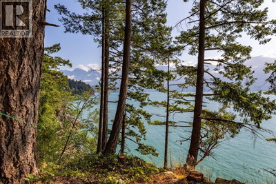 1345 CATALINA Road | Bowen Island British Columbia | Slide Image Eighteen