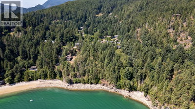 1345 CATALINA Road | Bowen Island British Columbia | Slide Image Twenty-seven