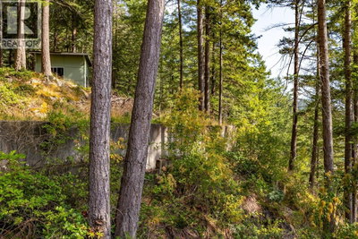 1345 CATALINA Road | Bowen Island British Columbia | Slide Image Nine