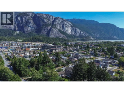38069 FIFTH Avenue | Squamish British Columbia | Slide Image Eleven