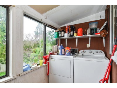 Image #1 of Commercial for Sale at 156, Surrey, British Columbia