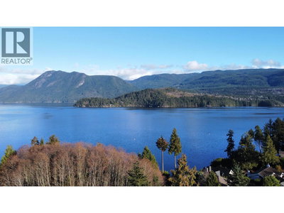 Image #1 of Commercial for Sale at Gale, Sechelt, British Columbia