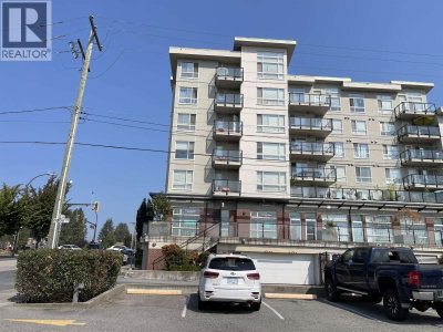 22318 LOUGHEED Highway | Maple Ridge British Columbia | Slide Image One