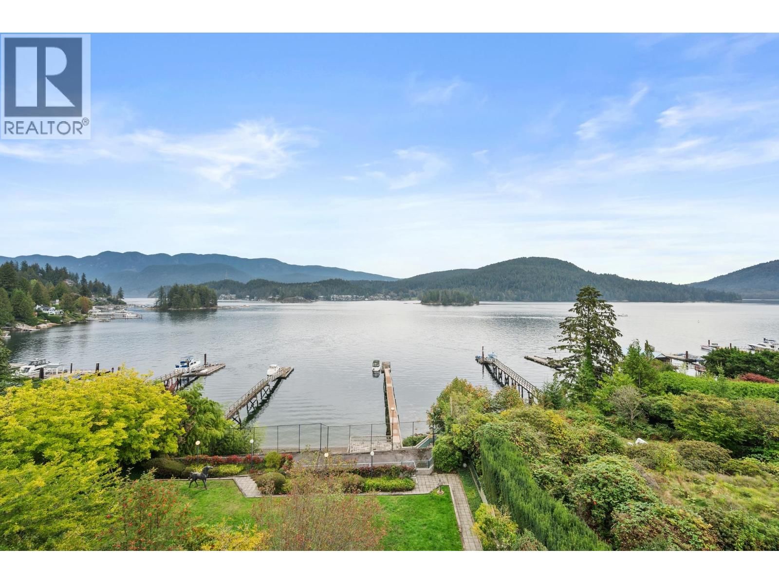 828 BEACHVIEW Drive, North Vancouver, British Columbia V7G 1R1