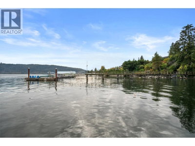 828 BEACHVIEW Drive | North Vancouver British Columbia | Slide Image Twenty-nine