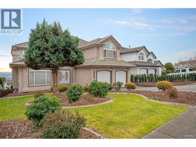 3062 TIMBER Court | Coquitlam British Columbia | Slide Image Two