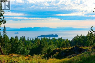 Lot 2 INNISFREE Lane | Bowen Island British Columbia | Slide Image Eight