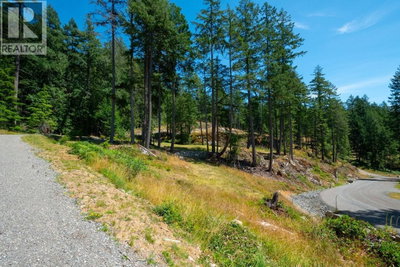Lot 6 INNISFREE Lane | Bowen Island British Columbia | Slide Image Two