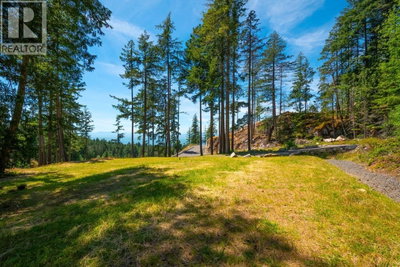Lot 6 INNISFREE Lane | Bowen Island British Columbia | Slide Image Six